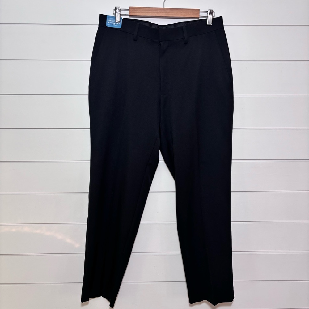 Haggar Tailored Fit Travel Performance Suit stretch Casual Black Pants 34W x29L
